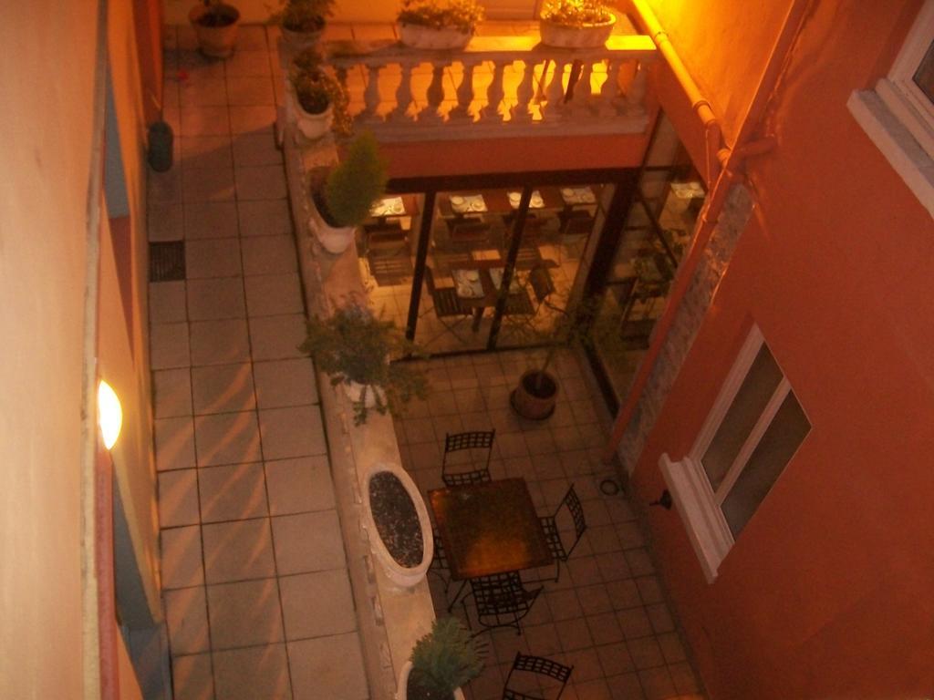 Hotel Au Patio Morand Lyon Exterior foto